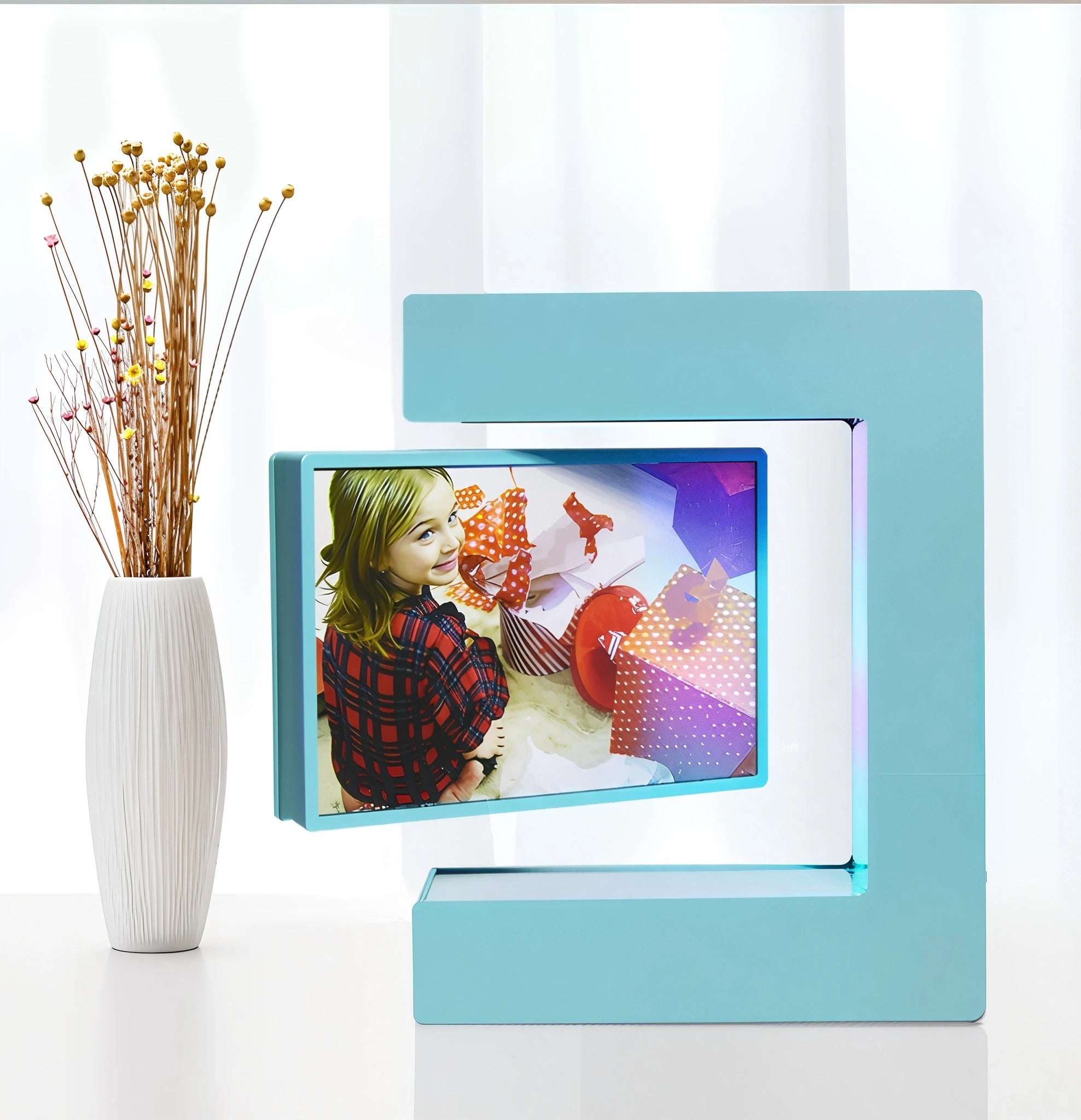 NeoLevity™ Floating Photo Horizontal Frame